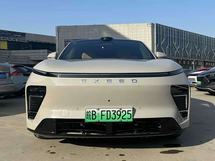 Фото 2 - Exeed Sterra ET