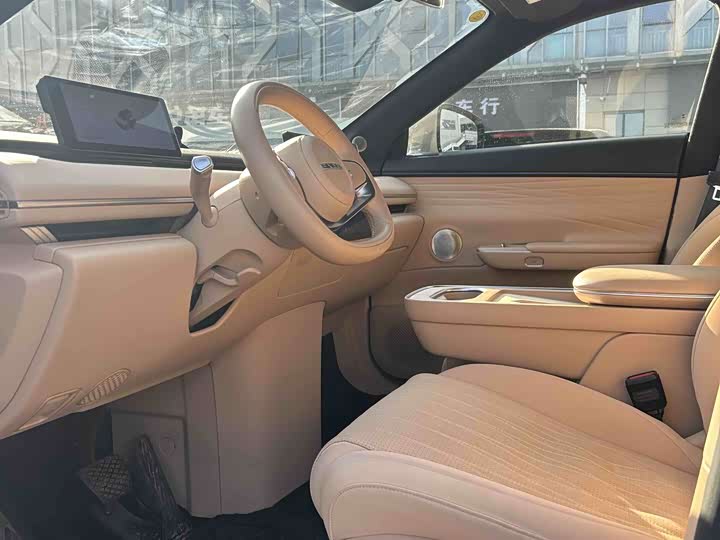 Фото 5 - Exeed Sterra ET