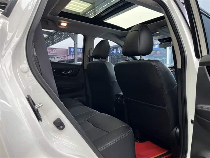 Фото 4 - Nissan X-Trail