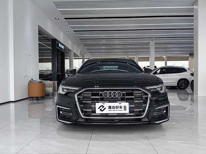 Фото 2 - Audi A6L