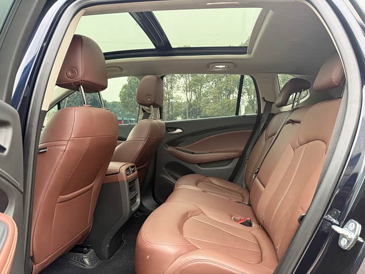 Фото 7 - Buick Envision Plus