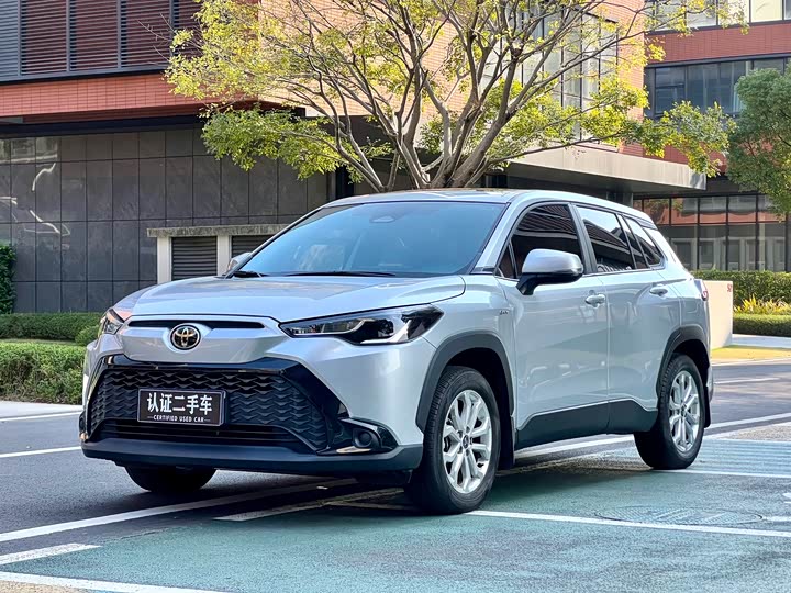 Фото 1 - Toyota Frontlander