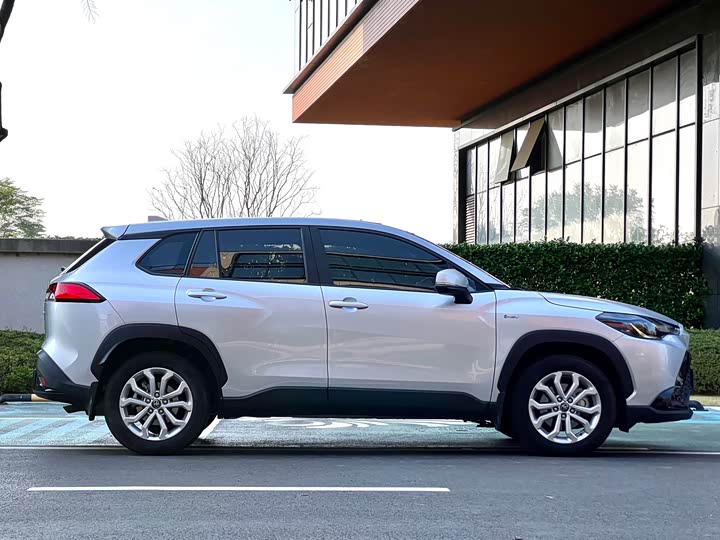 Фото 8 - Toyota Frontlander