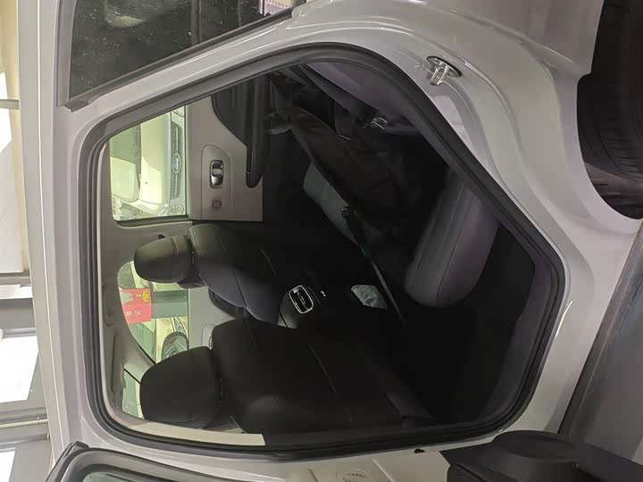 Фото 7 - Leapmotor B10