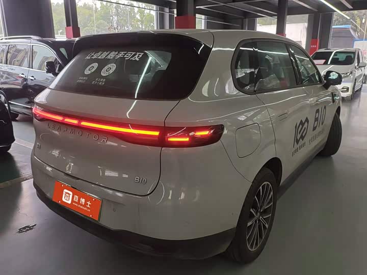 Фото 9 - Leapmotor B10