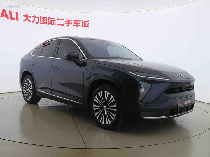 Фото 3 - Nio EC6