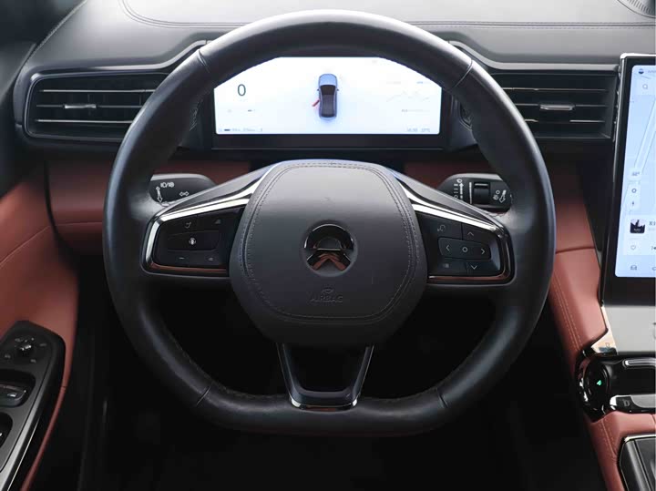 Фото 6 - Nio EC6