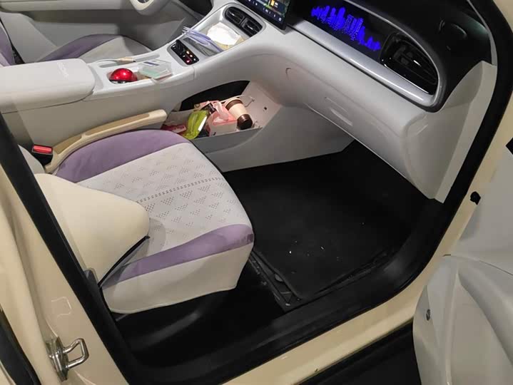 Фото 8 - Geely Galaxy Geome