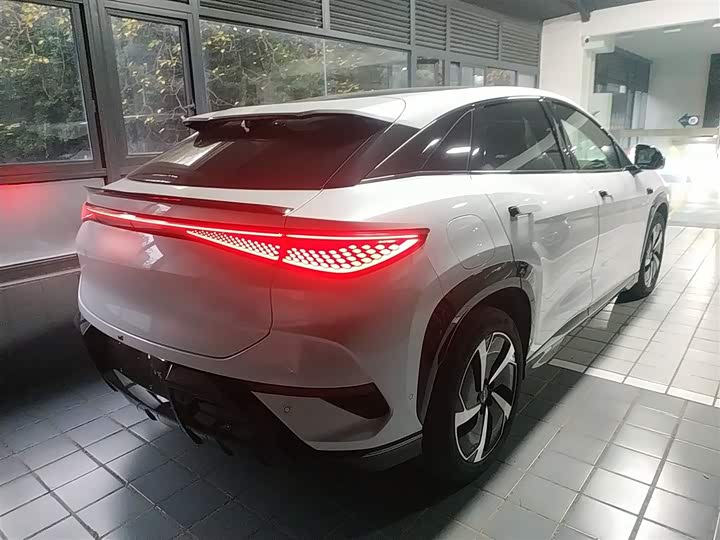 Фото 7 - BYD Sea Lion 07 EV