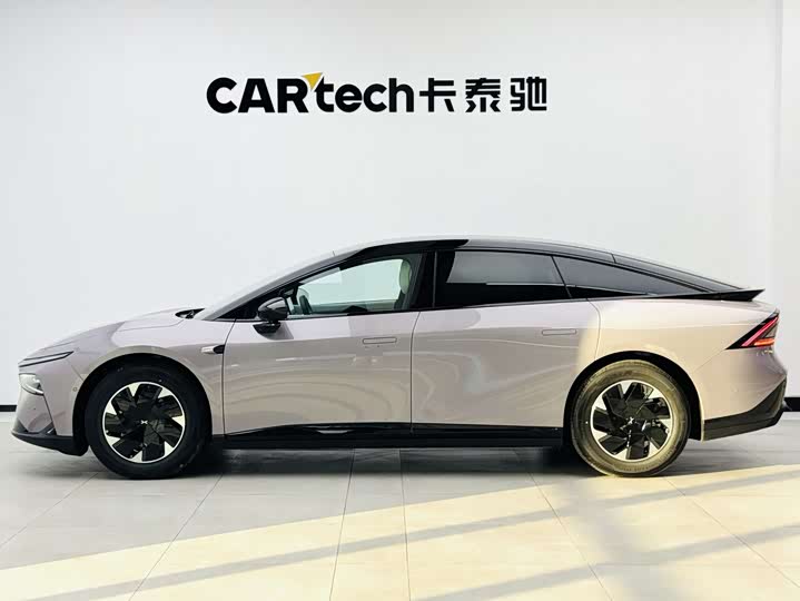 Фото 8 - XPeng F57