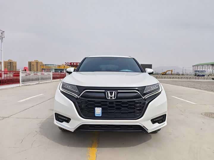 Фото 2 - Honda UR-V