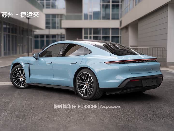 Фото 8 - Porsche Taycan