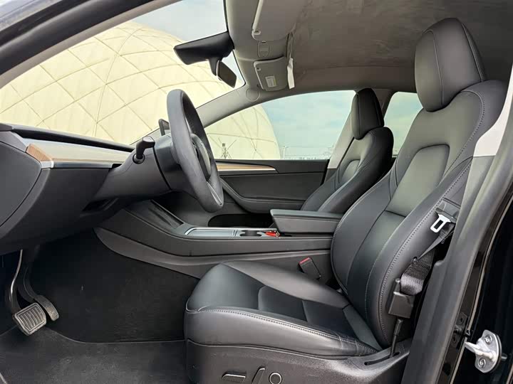 Фото 6 - Tesla Model Y