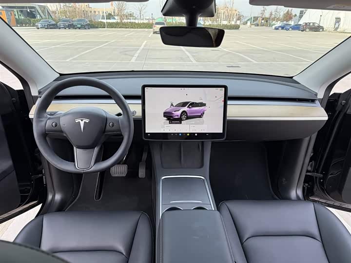 Фото 9 - Tesla Model Y