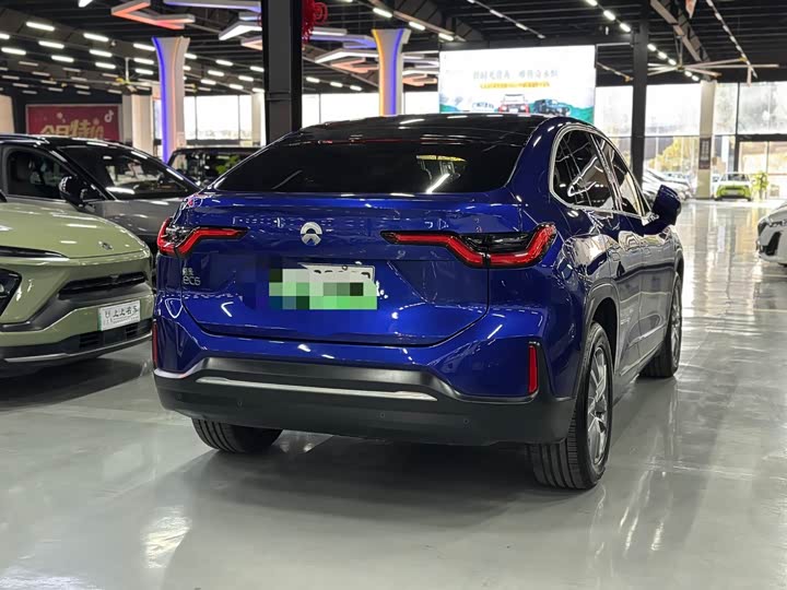 Фото 2 - Nio EC6