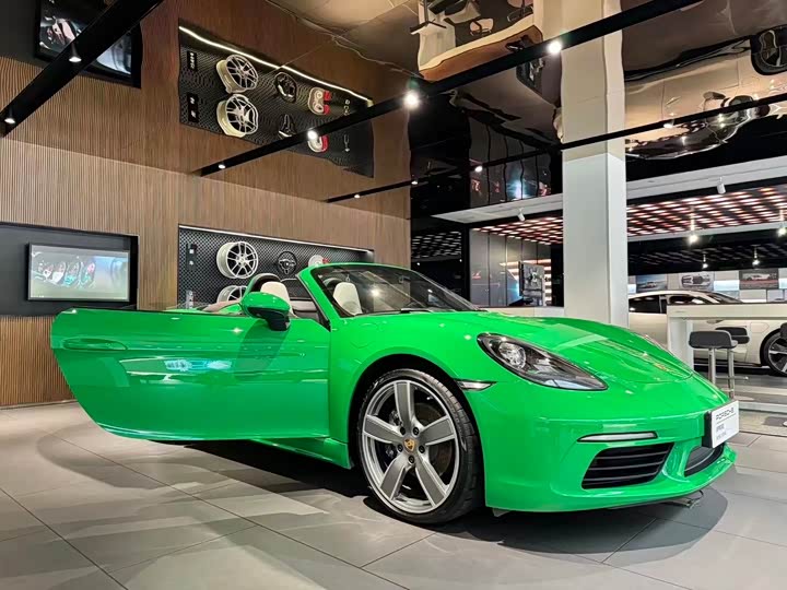 Фото 3 - Porsche 718