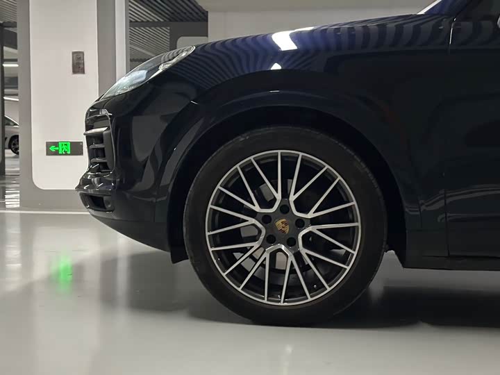 Фото 4 - Porsche Cayenne