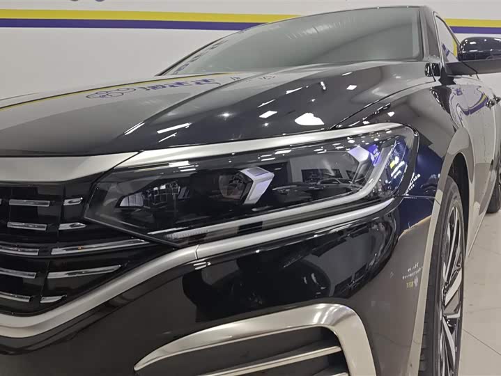 Фото 5 - Volkswagen Passat