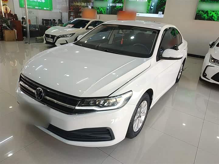 Фото 1 - Volkswagen Bora