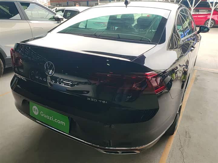 Фото 7 - Volkswagen Magotan