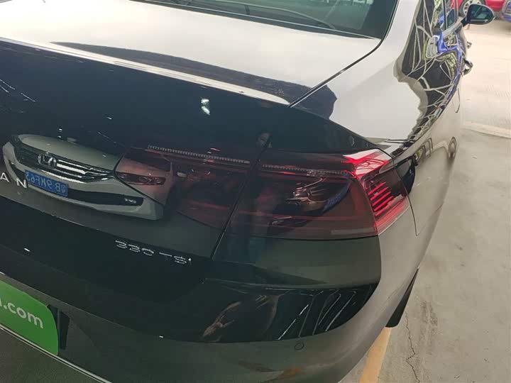 Фото 8 - Volkswagen Magotan