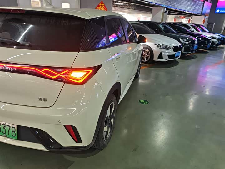 Фото 8 - BYD Dolphin