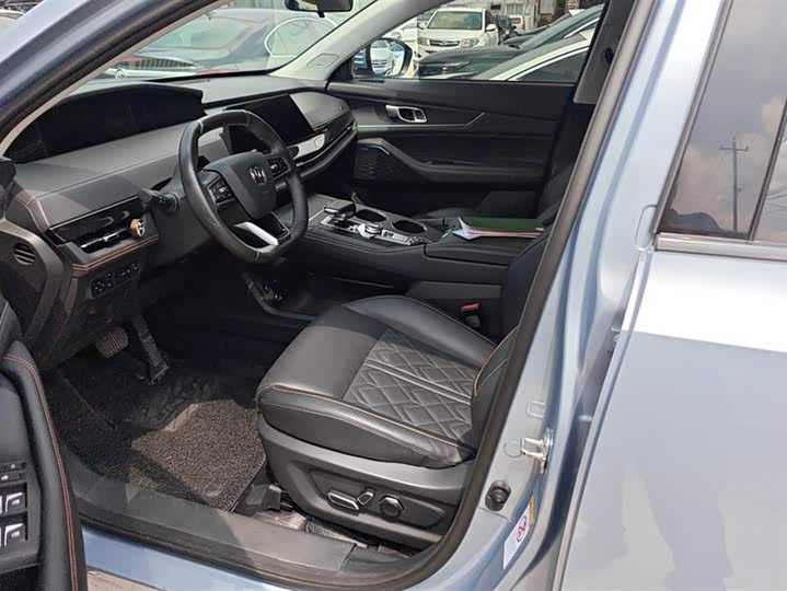 Фото 9 - Changan UNI-K