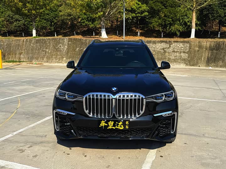 Фото 2 - BMW X7