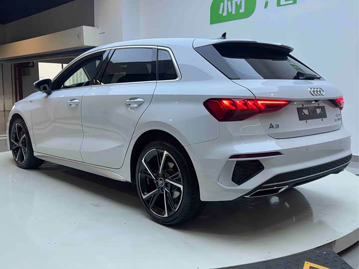 Фото 4 - Audi A3