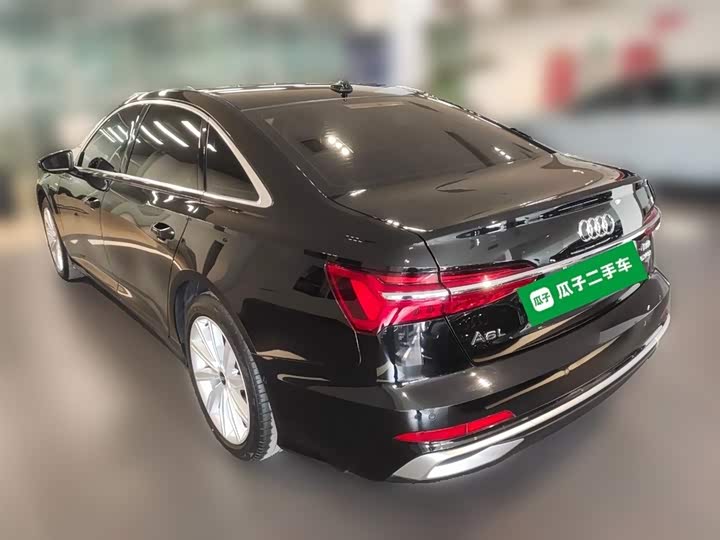 Фото 9 - Audi A6L