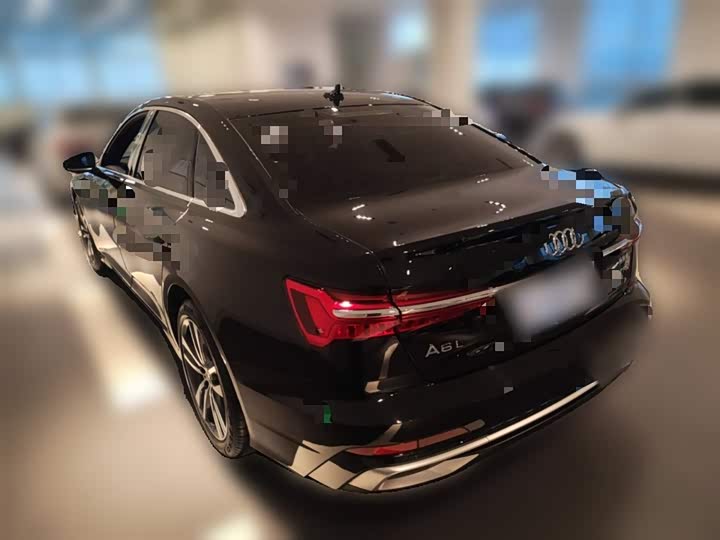 Фото 9 - Audi A6L