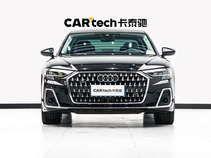 Фото 2 - Audi A8
