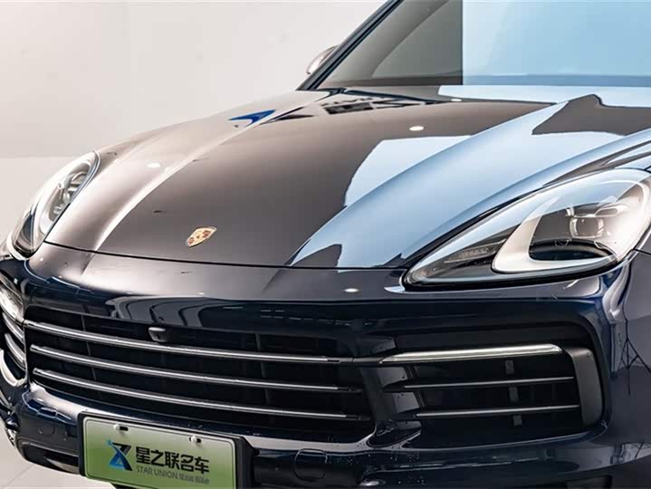 Фото 4 - Porsche Cayenne Hybrid