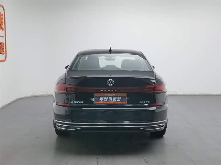 Фото 4 - Volkswagen Passat