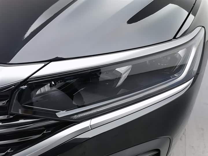 Фото 7 - Volkswagen Passat