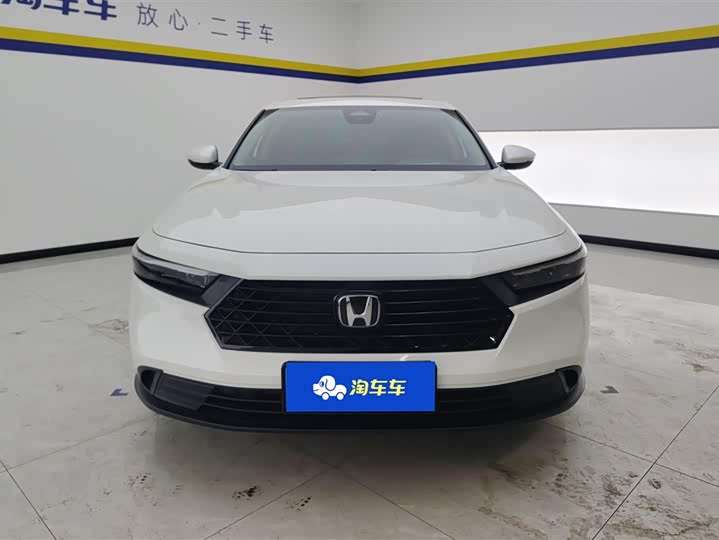 Фото 2 - Honda Accord