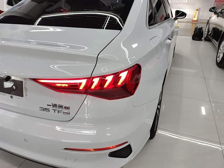 Фото 8 - Audi A3