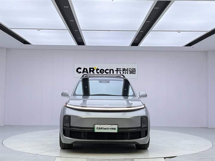 Фото 9 - LiXiang L8