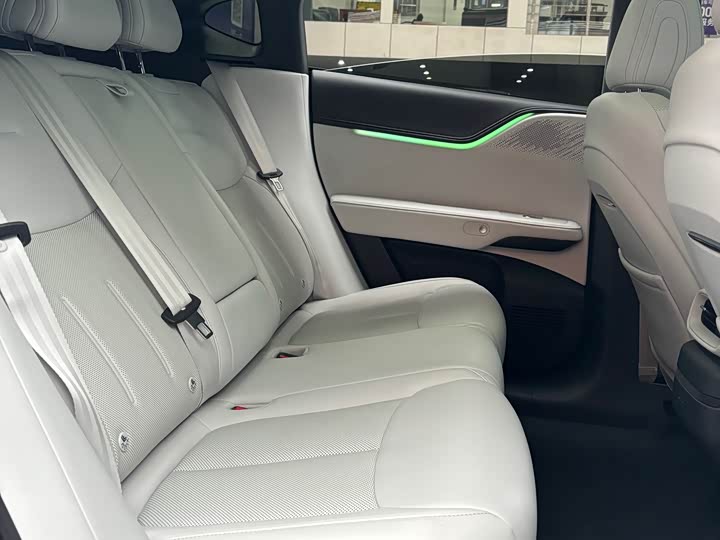 Фото 9 - XPeng G6