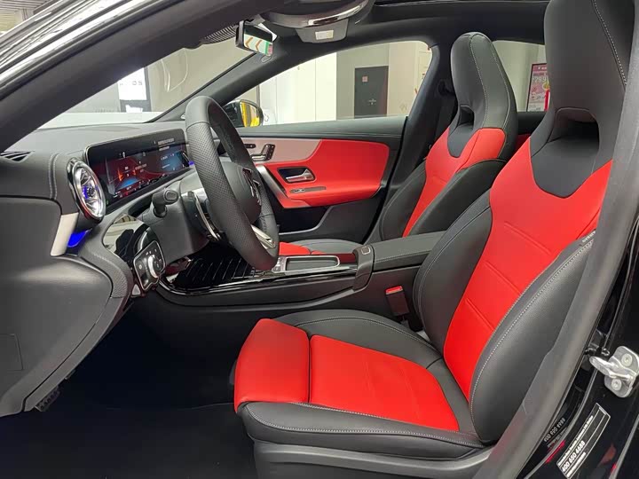 Фото 5 - Mercedes-Benz CLA-Class AMG