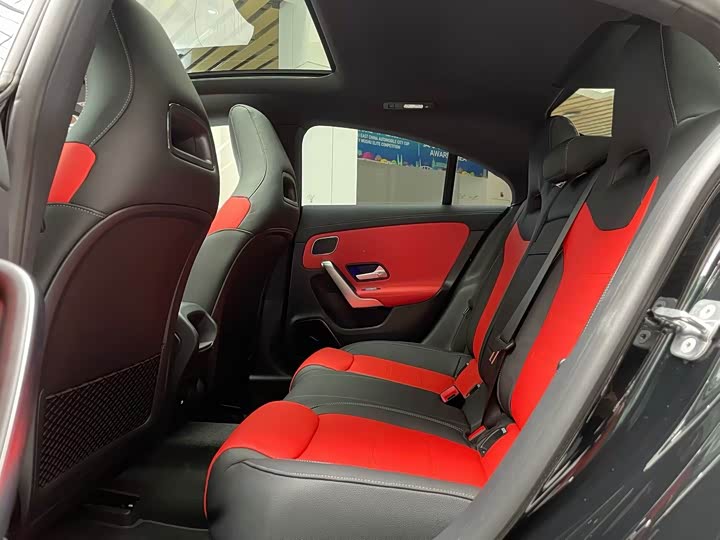 Фото 6 - Mercedes-Benz CLA-Class AMG