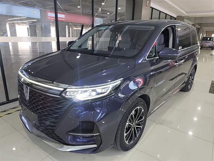 Фото 1 - Roewe iMax 8