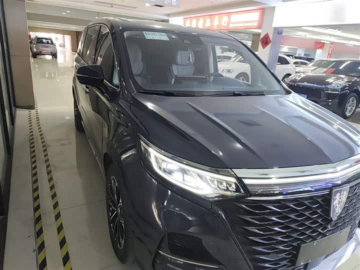 Фото 4 - Roewe iMax 8