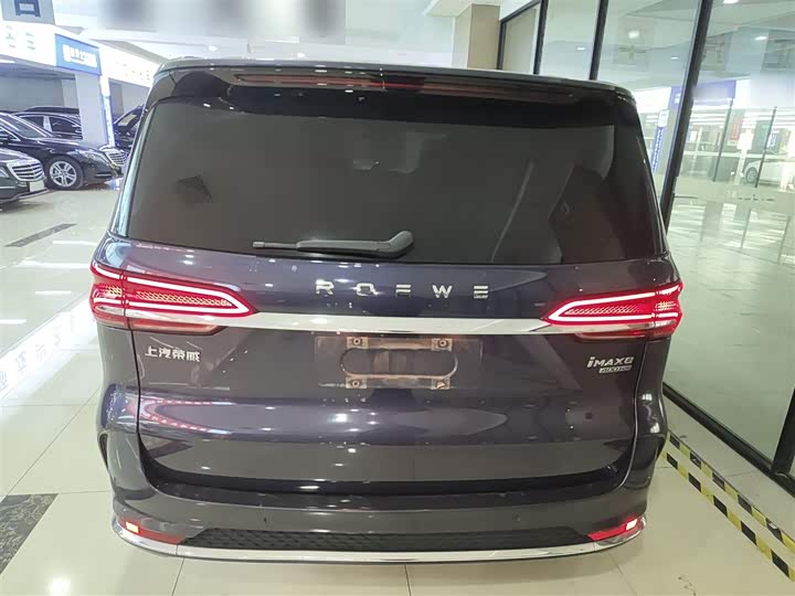 Фото 6 - Roewe iMax 8