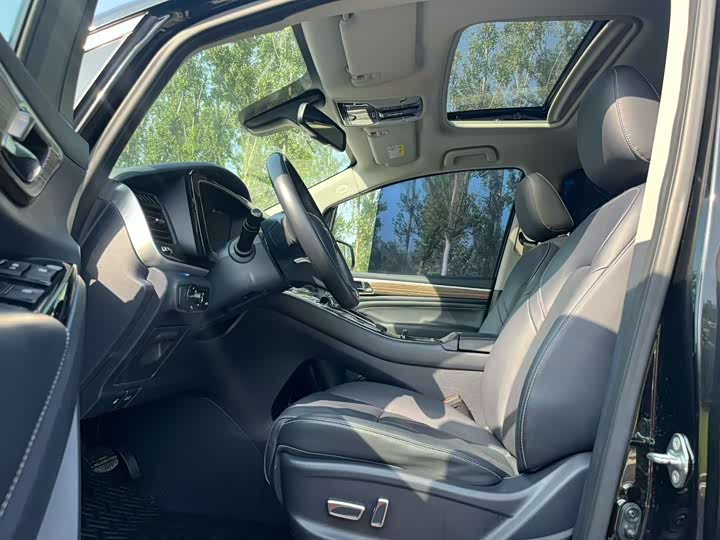 Фото 6 - GAC Trumpchi M8