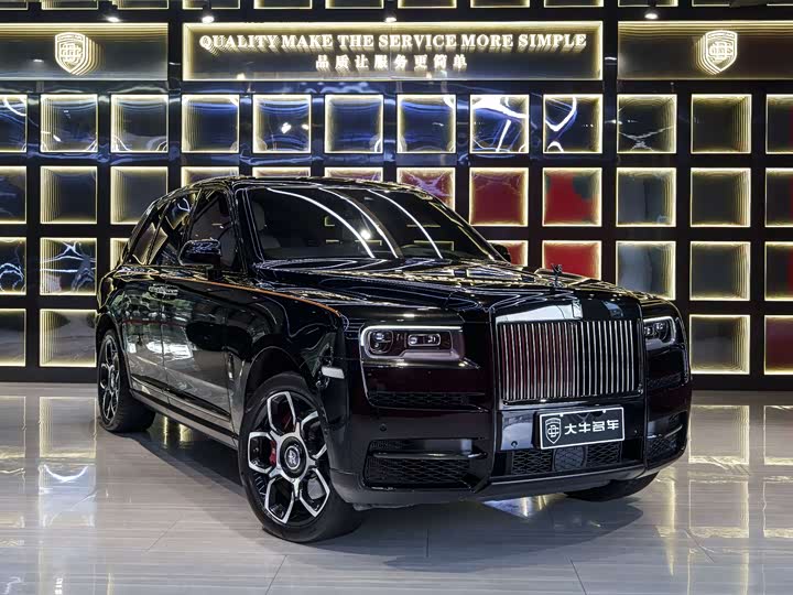 Фото 3 - Rolls-Royce Cullinan