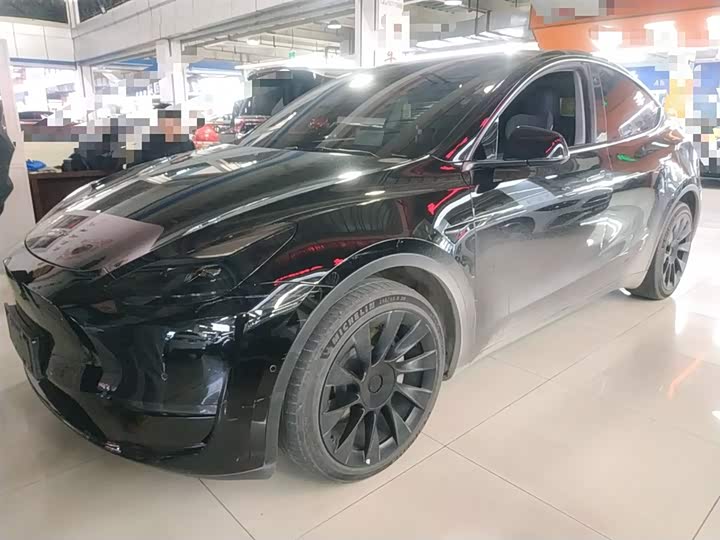 Фото 5 - Tesla Model Y