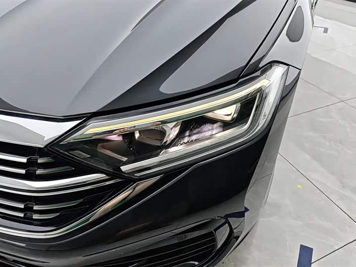 Фото 5 - Volkswagen Sagitar L