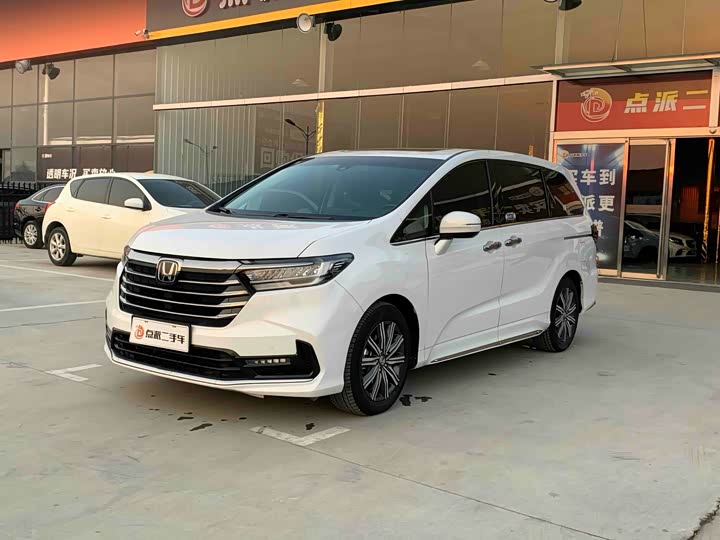 Фото 1 - Honda Odyssey