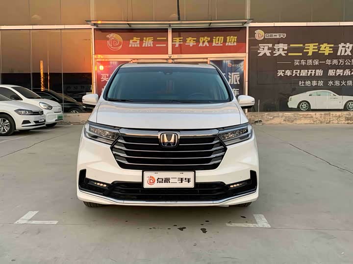 Фото 2 - Honda Odyssey